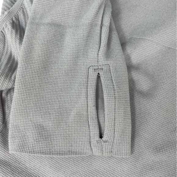 Athleta Speedlight Top in Light Lilac Sz. Medium - Picture 7 of 8